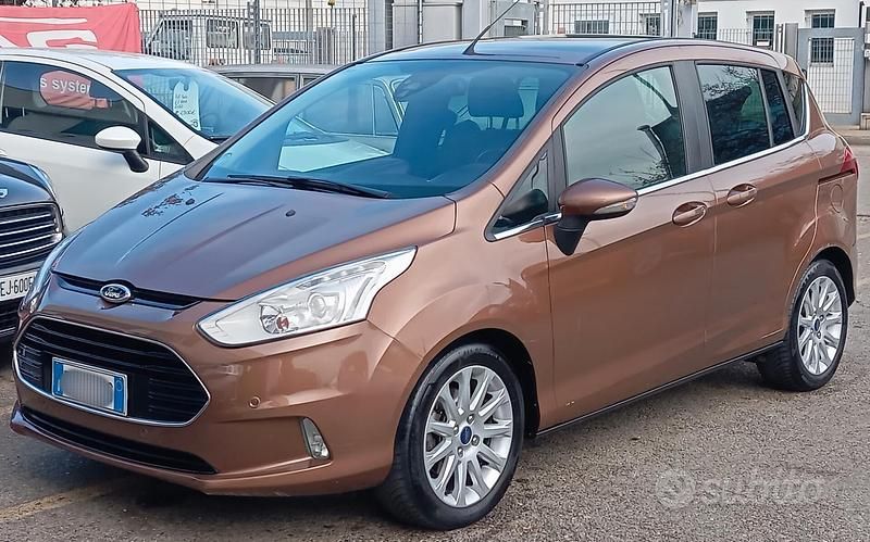 Marrone Usata 2015 Ford B-MAX Monovolume | 6500 € (Buon prezzo) - Immagine 1/4