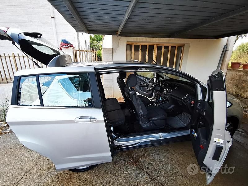 Usata Ford B-MAX 95 CV (69 kW) 2014 Grigio Monovolume