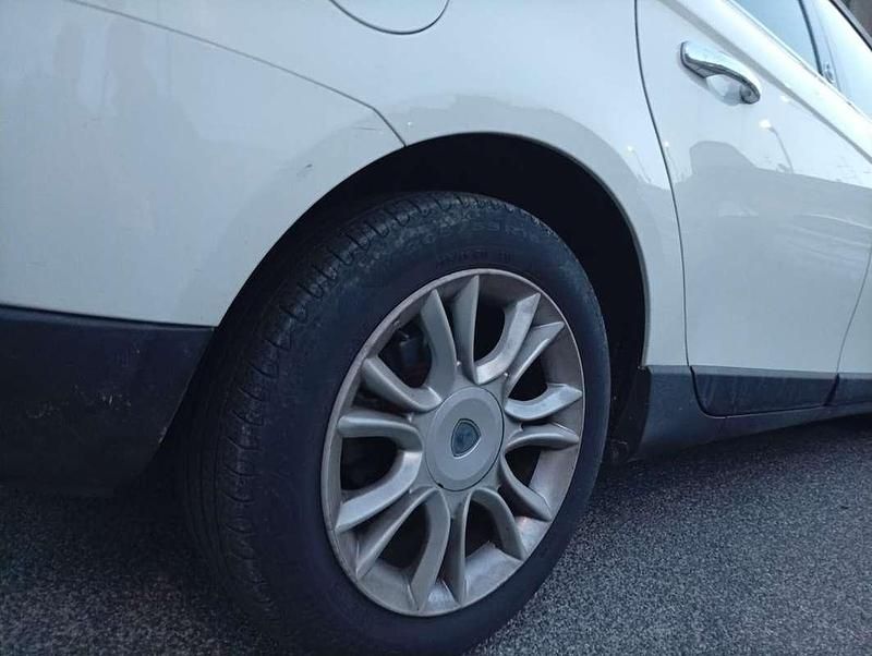 Usata Lancia Delta S 120 CV (88 kW) 2013 Bianco Utilitaria