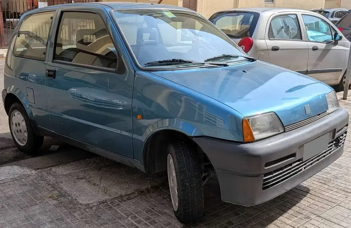 Usata Fiat 500 39 CV (28 kW) 1996 Verde Utilitaria