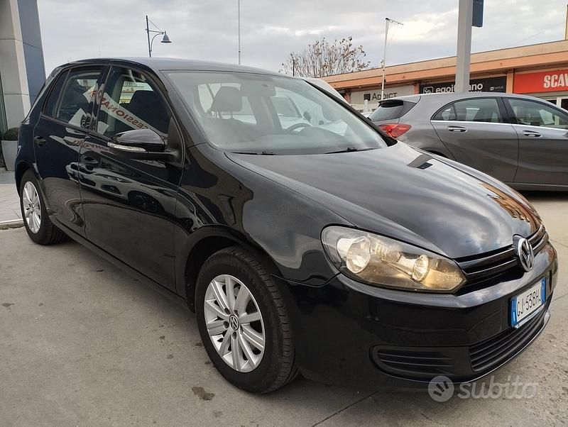 Usata VW Golf VI 90 CV (66 kW) 2010 Nero Utilitaria