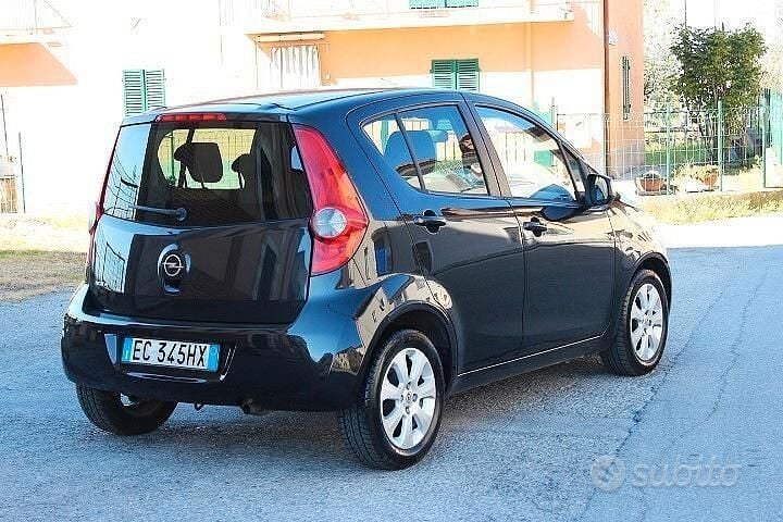 Usata Opel Agila Enjoy 86 CV (63 kW) 2010 Nero Utilitaria