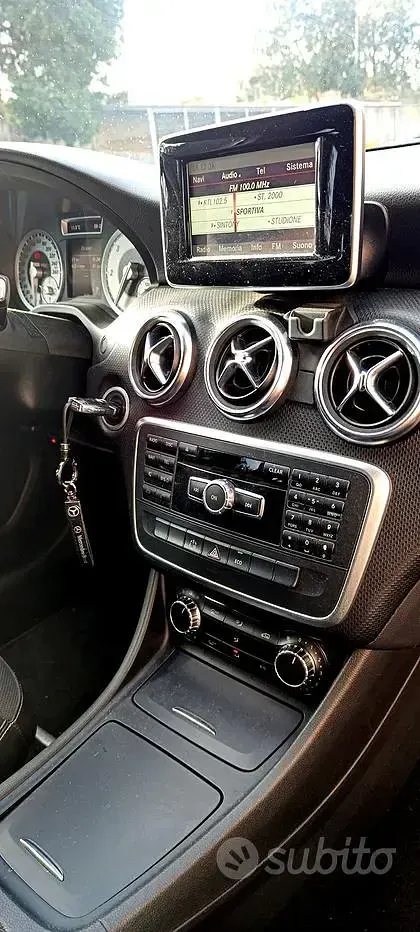 Usata Mercedes A180 109 CV (80 kW) 2013 Bianco Utilitaria