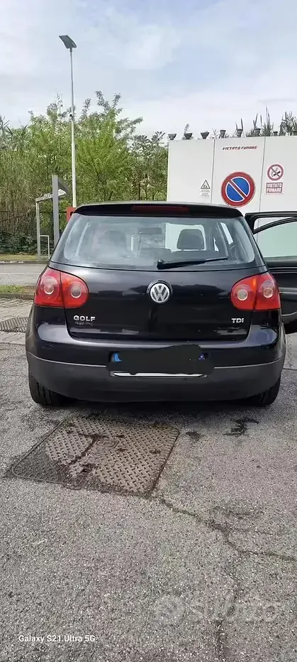 Usata VW Golf IV 75 CV (55 kW) 2005 Nero Berlina