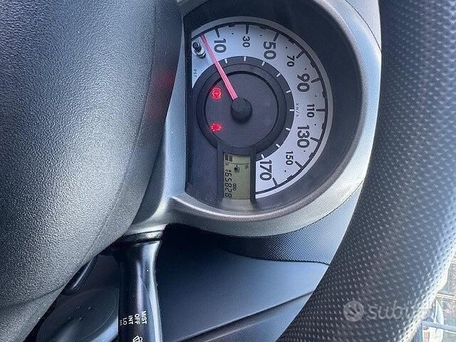 Usata Toyota Aygo 67 CV (49 kW) 2011 Utilitaria