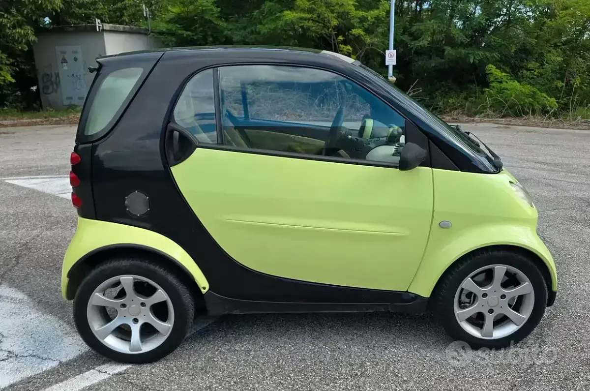 Usata Smart ForTwo Coupé 61 CV (44 kW) 2005 Verde Coupé