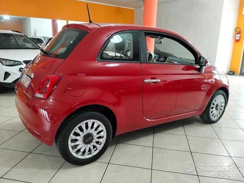 Usata Fiat 500 Dolcevita 69 CV (50 kW) 2019 Rosso Berlina