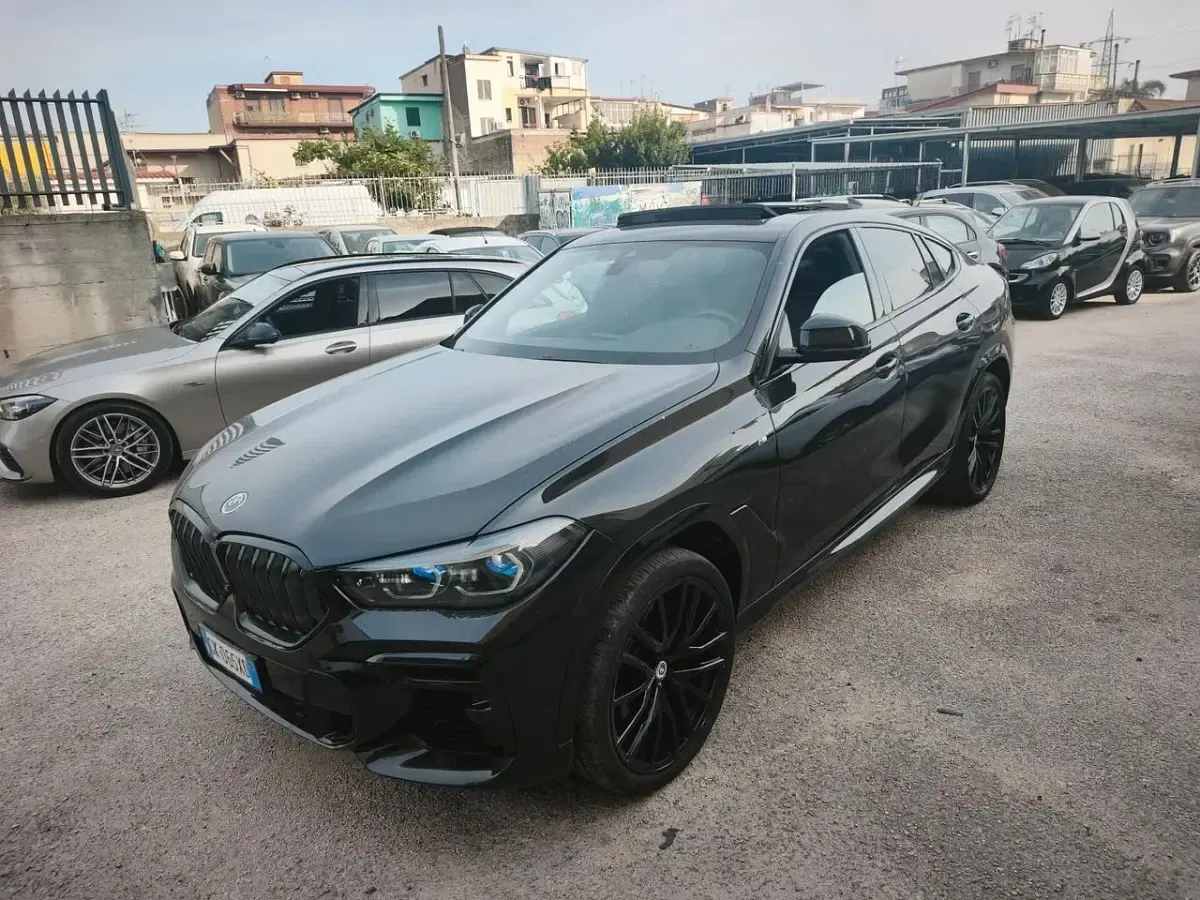 Usata BMW X6 M Sport 339 CV (249 kW) 2022 Nero SUV