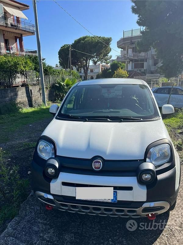 Usata Fiat Panda Cross Cross 95 CV (69 kW) 2016 Bianco Utilitaria