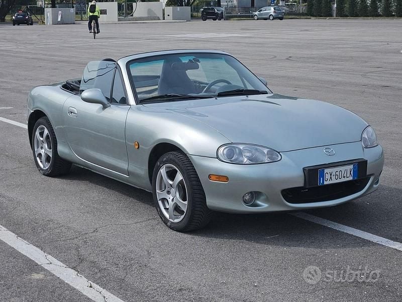 Usata Mazda MX5 2003 Grigio Cabrio