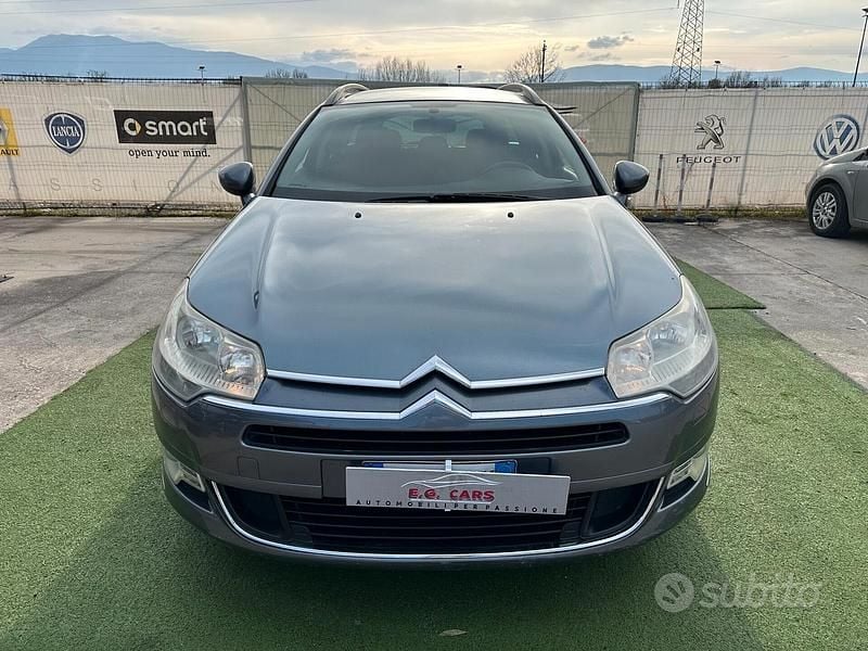 Usata Citroën C5 Exclusive 140 CV (102 kW) 2009 Grigio Station wagon