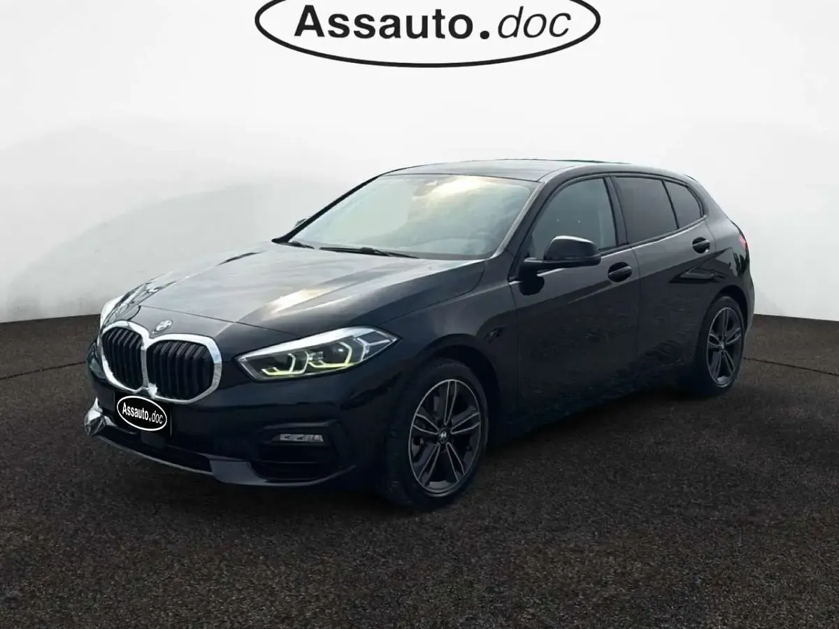 Usata BMW 118 Advantage 140 CV (102 kW) 2020 Nero Berlina