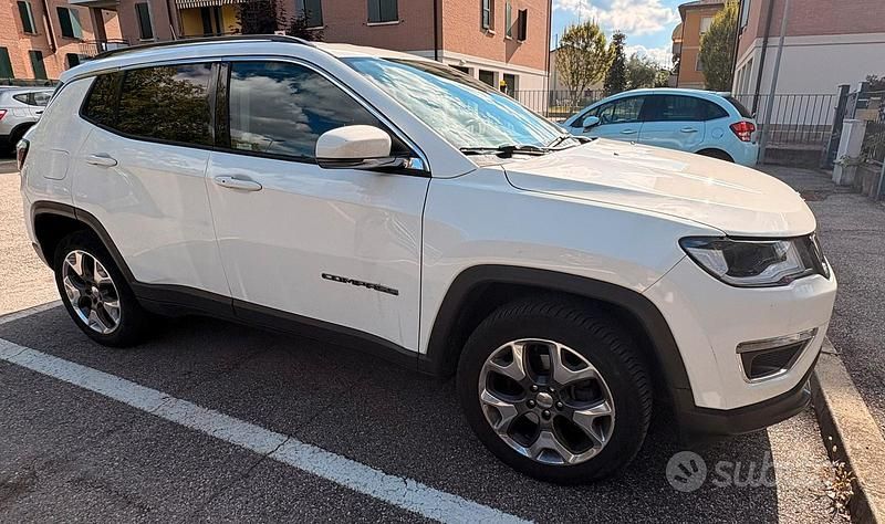 Usata Jeep Compass Limited 140 CV (102 kW) 2018 Bianco SUV