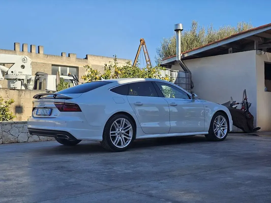 Usata Audi A7 Sportback Business Plus 272 CV (200 kW) 2015 Utilitaria