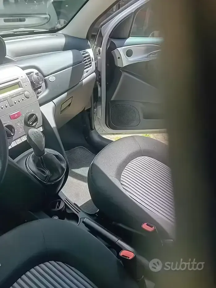 Usata Lancia Ypsilon 69 CV (50 kW) 2008 Utilitaria