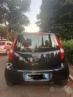 Usata Opel Agila 65 CV (47 kW) 2009 Nero Utilitaria