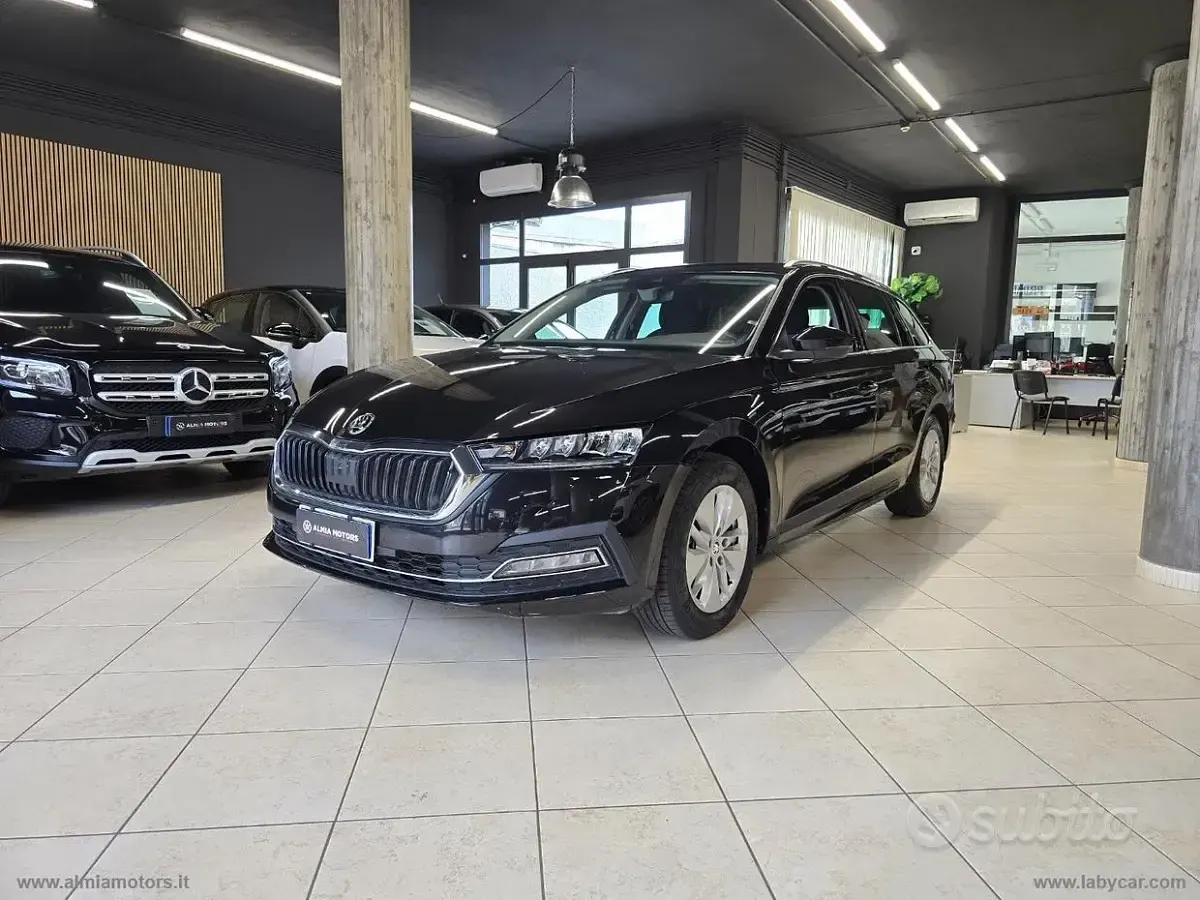 Usata Skoda Octavia 116 CV (85 kW) 2024 Nero Station wagon