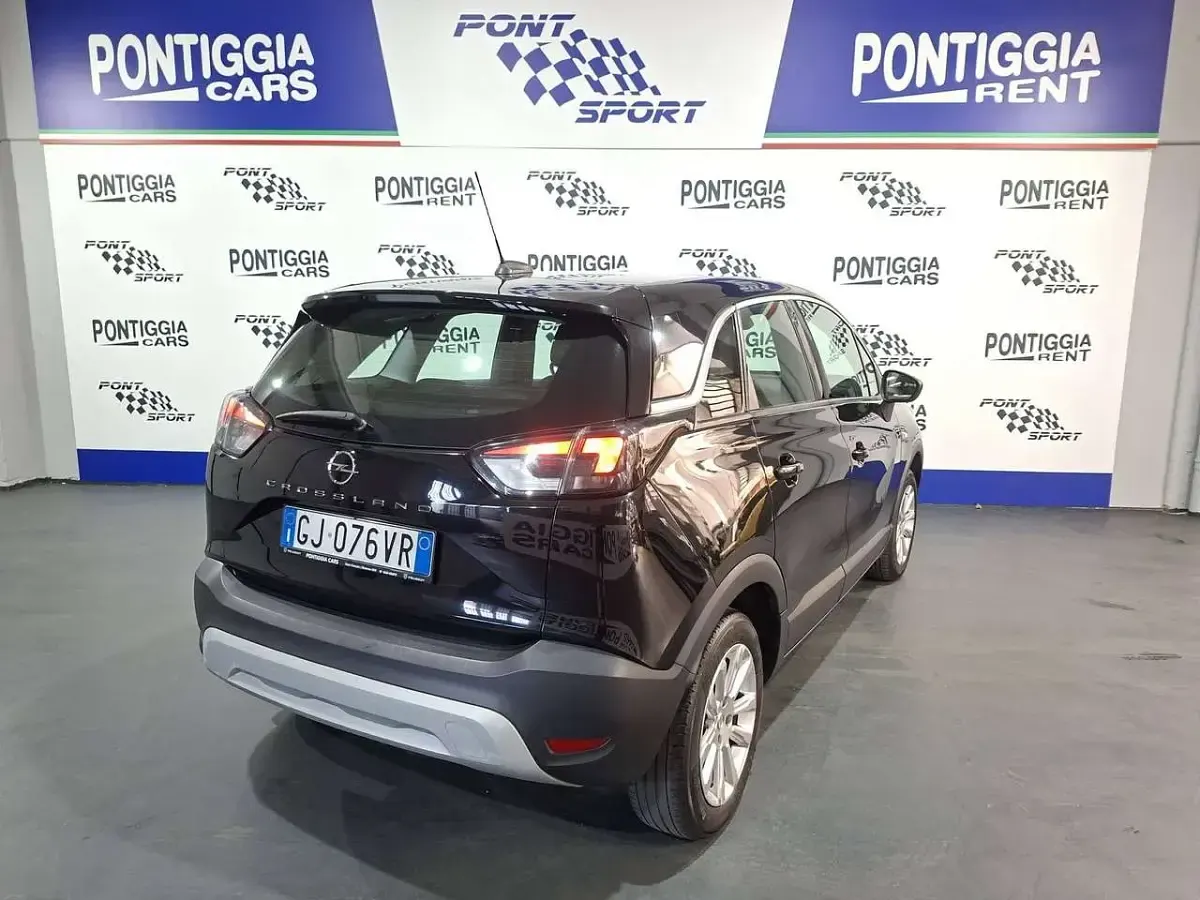 Usata Opel Crossland Edition 110 CV (80 kW) 2022 Ktv  vernice nero perla nera SUV