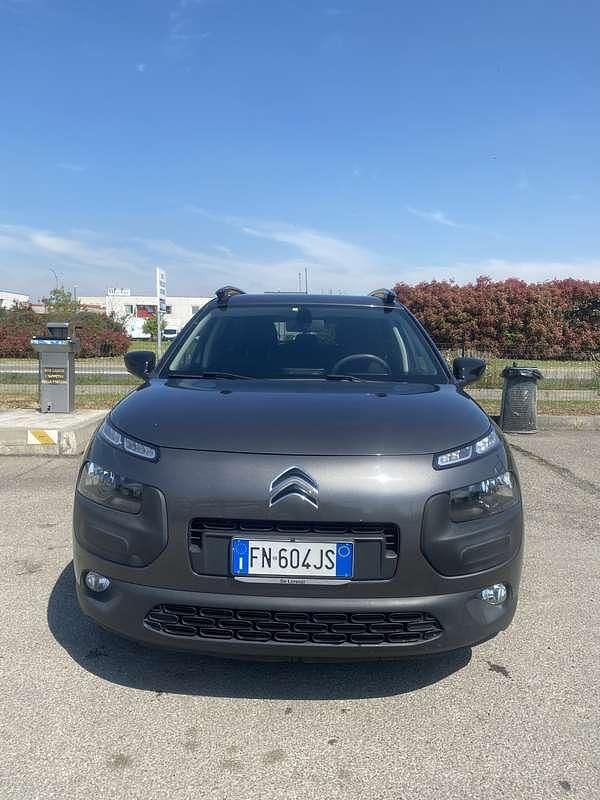 Usata Citroën C4 Shine 99 CV (72 kW) 2018 Grigio SUV