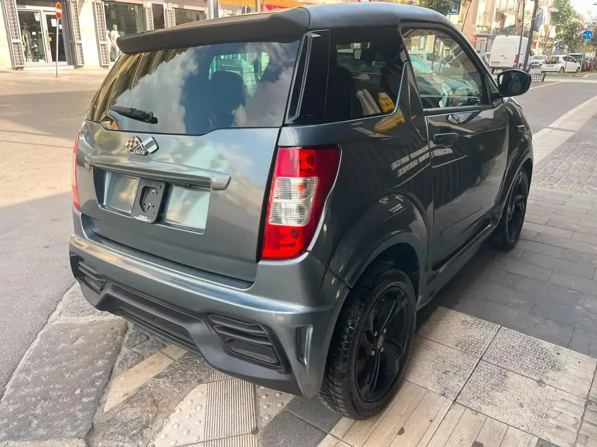 Usata Ligier JS50 2023 Grigio Utilitaria