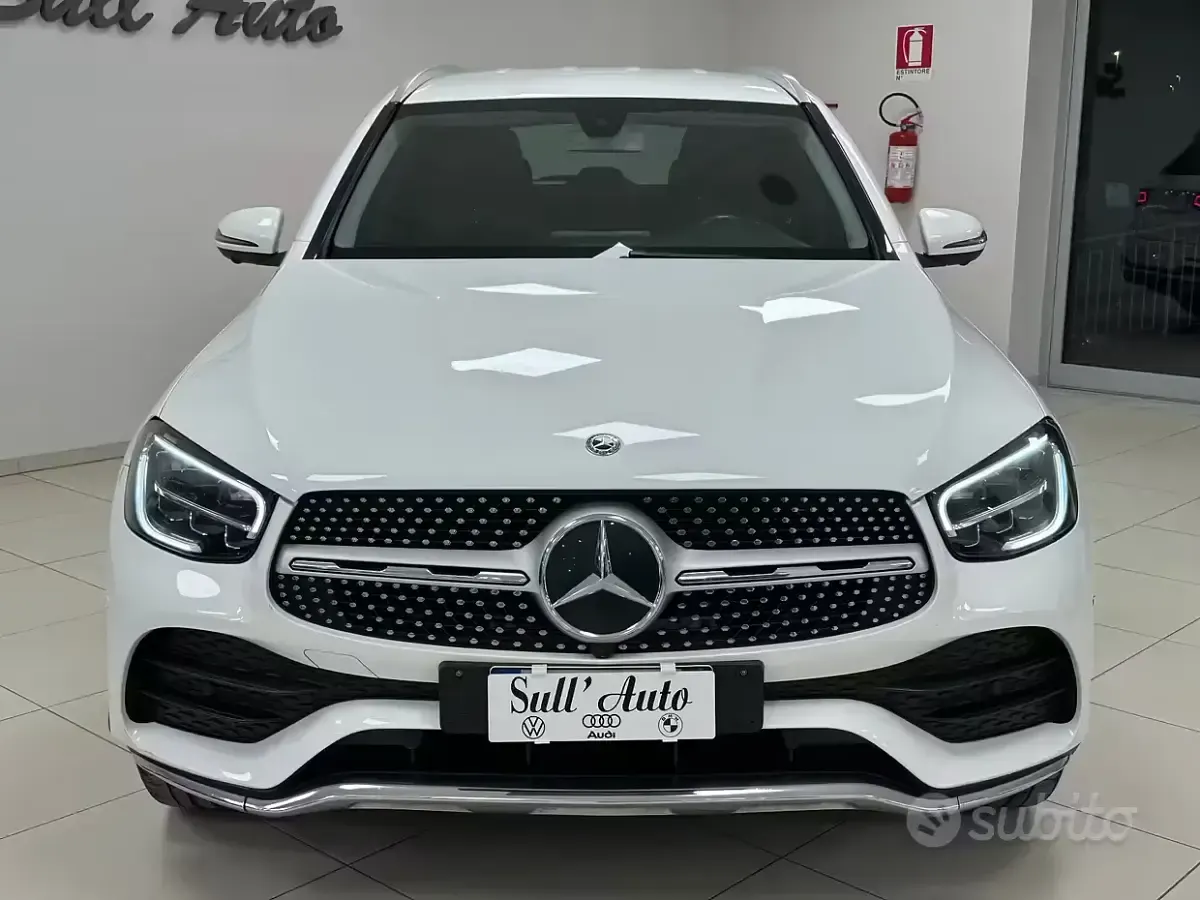 Usata Mercedes GLC300 Premium 245 CV (180 kW) 2021 Bianco SUV