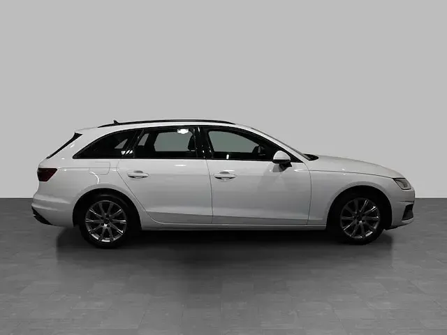 Usata Audi A4 Business 136 CV (100 kW) 2024 Bianco arkona Station wagon