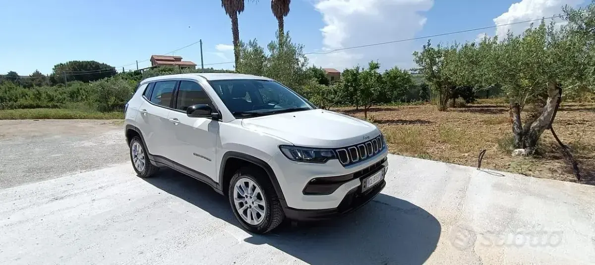Usata Jeep Compass 131 CV (96 kW) 2022 Bianco SUV