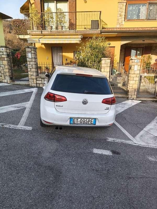 Usata VW Golf VII Highline 122 CV (89 kW) 2013 Bianco Berlina
