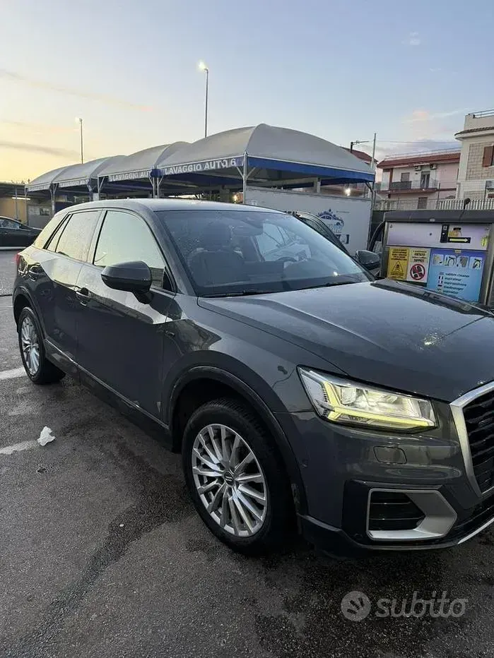 Usata Audi Q2 150 CV (110 kW) 2018 Grigio SUV
