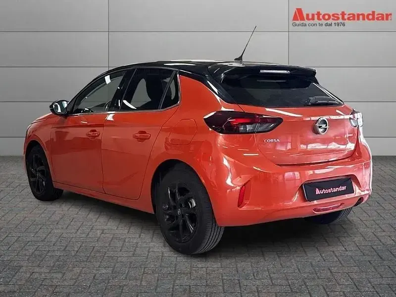 Usata Opel Corsa Edition 101 CV (74 kW) 2020 Arancione Utilitaria