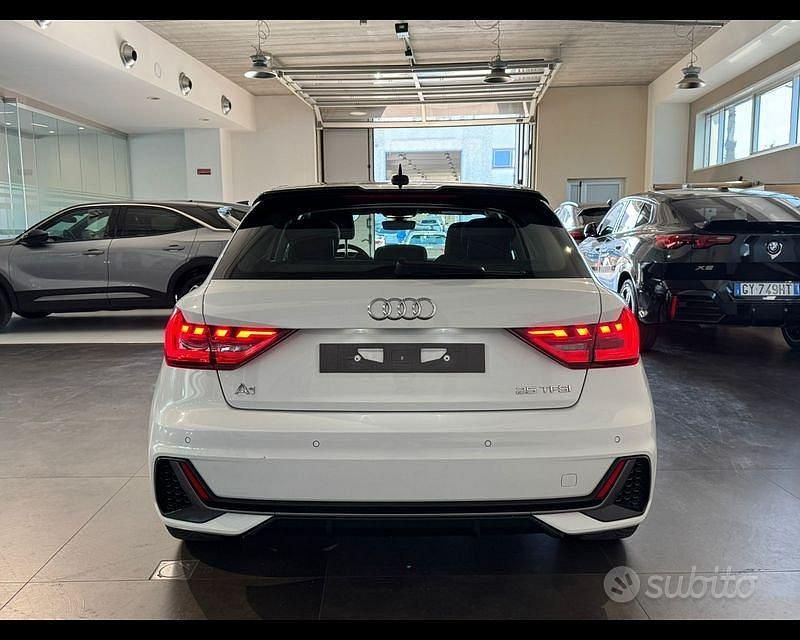 Usata Audi A1 S-Line 95 CV (69 kW) 2023 Bianco SUV