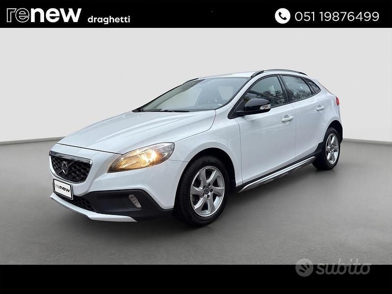 Usata Volvo V40 CC Momentum 114 CV (83 kW) 2013 Bianco Station wagon