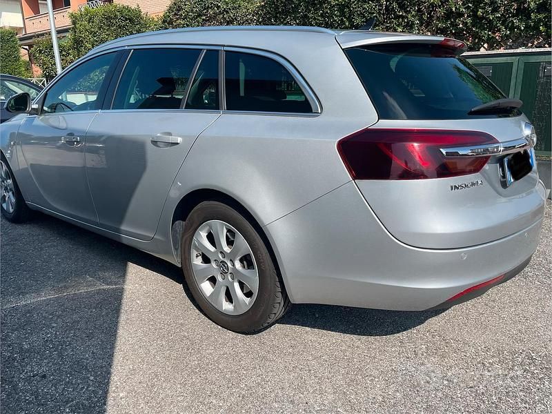 Usata Opel Insignia 2015 Grigio Station wagon