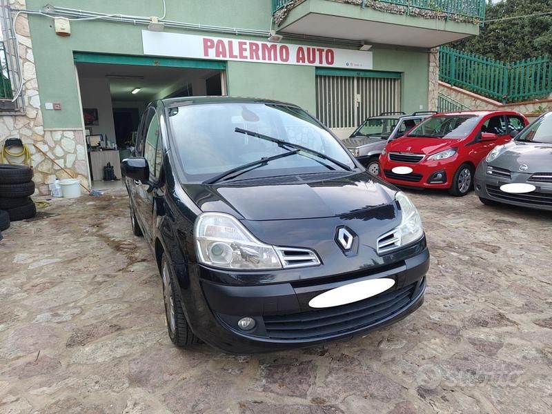 Nero Usata 2012 Renault Modus Monovolume | 3600 € (Buon prezzo) - Immagine 1/4