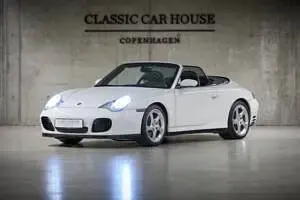 Usata Porsche 911 Carrera 4S Cabriolet 355 CV (261 kW) 2004 Bianco Cabrio