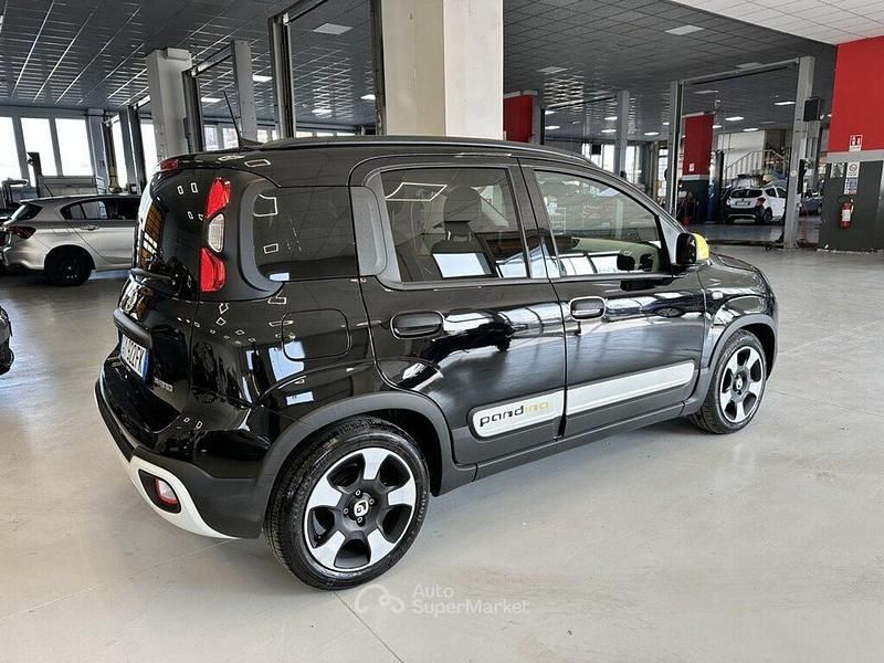 Usata Fiat Panda Icon 69 CV (50 kW) 2025 Nero Utilitaria