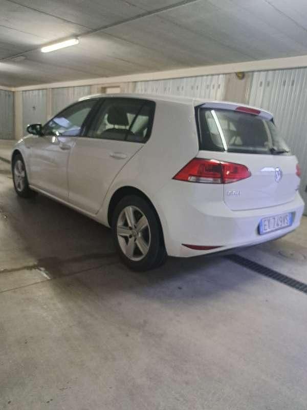 Usata VW Golf VII 110 CV (80 kW) 2015 Bianco Berlina