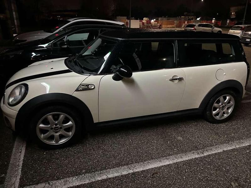 Usata Mini Cooper D Clubman Chili 109 CV (80 kW) 2008 Bianco Station wagon