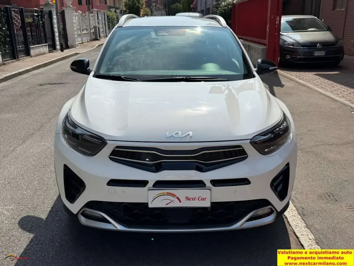 Usata Kia Stonic GT-Line 120 CV (88 kW) 2021 Bianco SUV