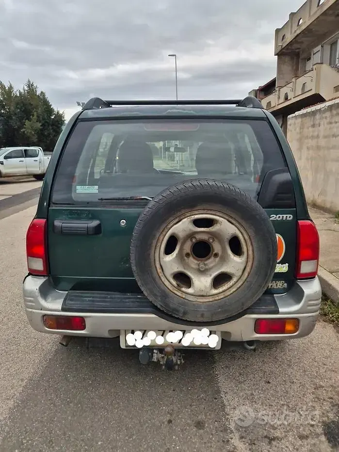 Usata Suzuki Vitara 87 CV (63 kW) 1998 Verde Station wagon