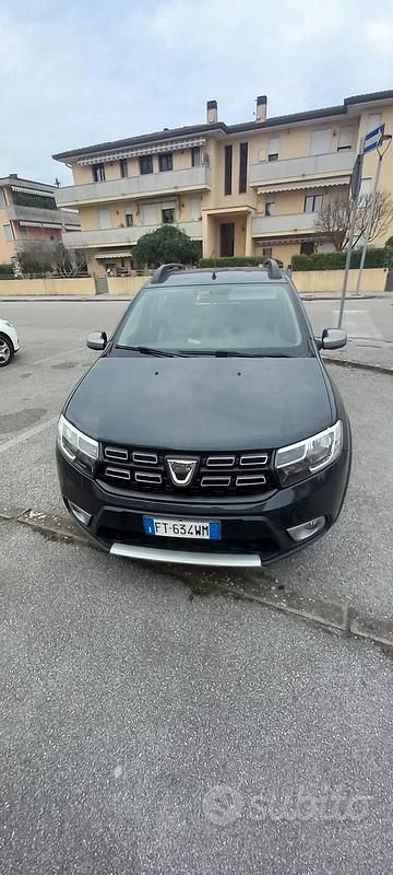 Usata Dacia Sandero Stepway 2019 Grigio Berlina