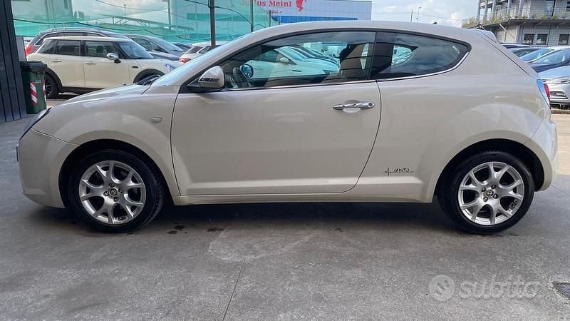 Usata Alfa Romeo MiTo Distinctive 120 CV (88 kW) 2012 Bianco Utilitaria