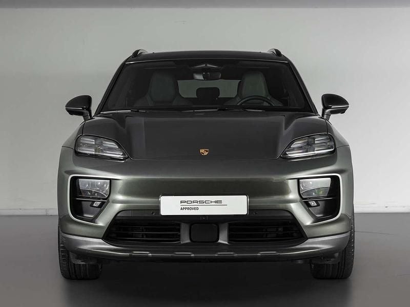 Usata Porsche Macan 380 kW (517 CV) 2025 Verde aventurine metallizzato SUV