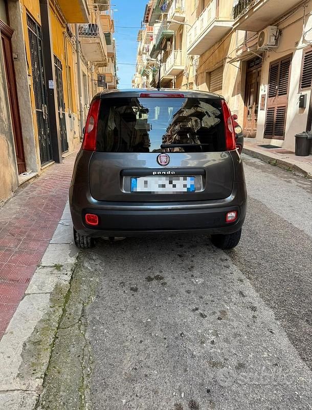 Usata 2016 Fiat Panda Due volumi | 8499 € (Buon prezzo) - Immagine 1/4
