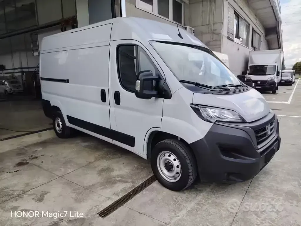Usata Fiat Ducato 140 CV (102 kW) 2023 Bianco Furgone