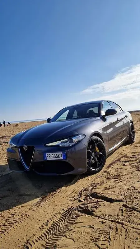 Usata Alfa Romeo Giulia 179 CV (131 kW) 2018 Berlina