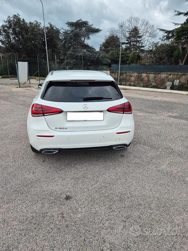 Usata Mercedes A180 116 CV (85 kW) 2020 Bianco Berlina