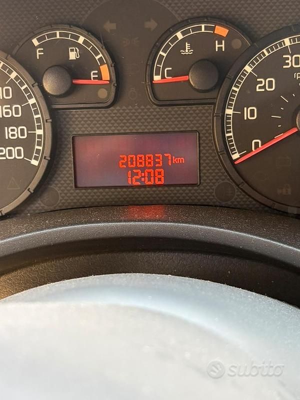 Usata Fiat Panda 4x4 Cross 95 CV (69 kW) 2007 Marrone Utilitaria