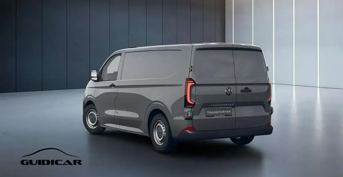 Nuova VW T7 150 CV (110 kW) 2026 Stone grey Furgone