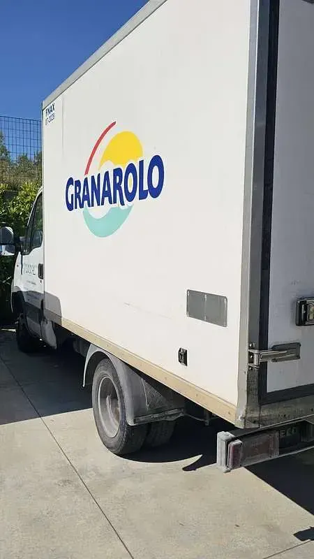 Usata Iveco Daily 97 CV (71 kW) 2006 Bianco Furgone
